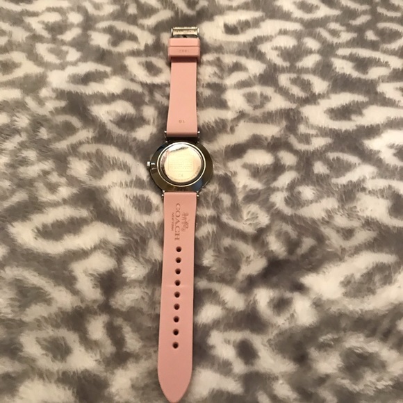 Coach watch -pink - Picture 3 of 5